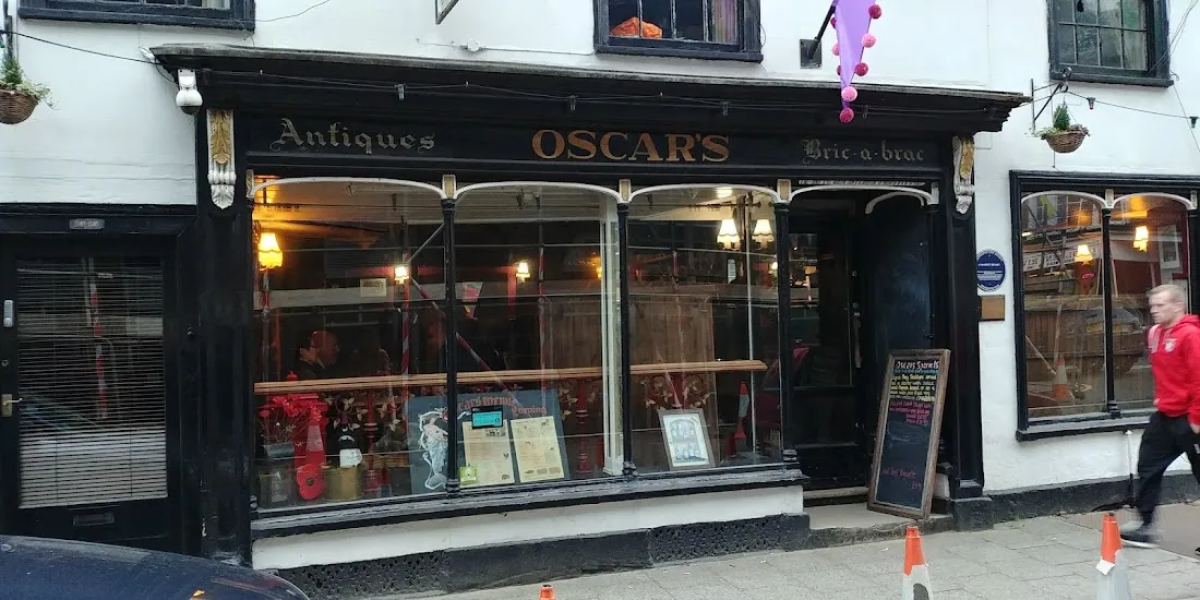 Oscar’s Wine Bar